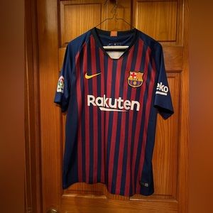 FC Barcelona Mens jersey large by Nike Dri-fit. Luis Suarez.